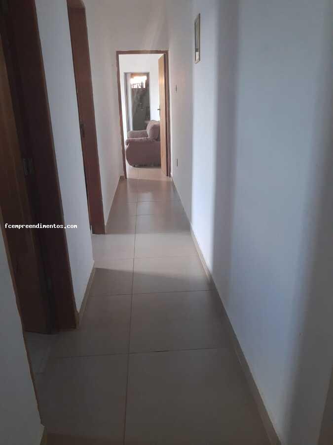 Casa à venda com 2 quartos, 167m² - Foto 11