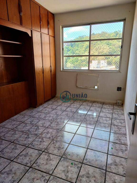 Apartamento à venda com 2 quartos, 75m² - Foto 14