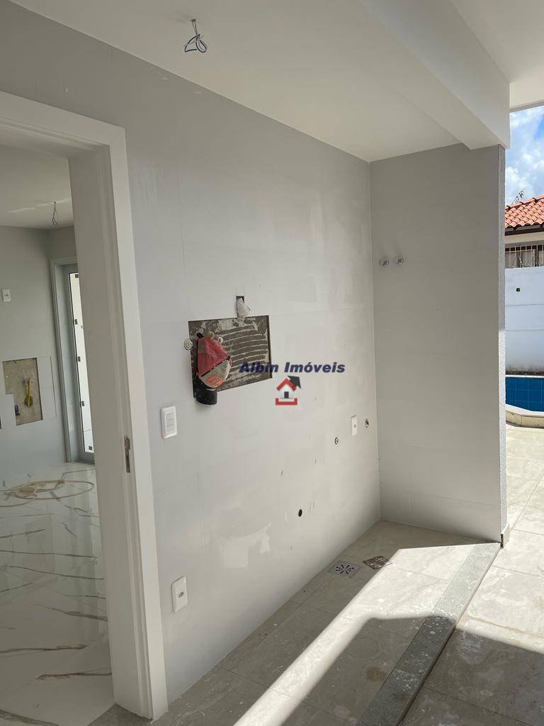 Casa à venda com 4 quartos, 160m² - Foto 11