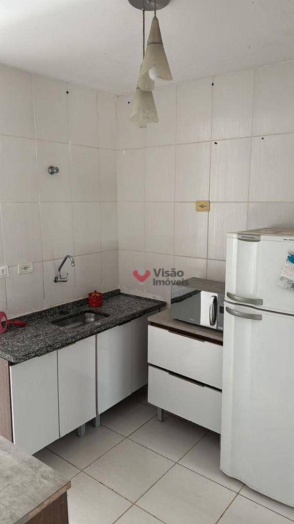 Casa à venda com 2 quartos, 47m² - Foto 5