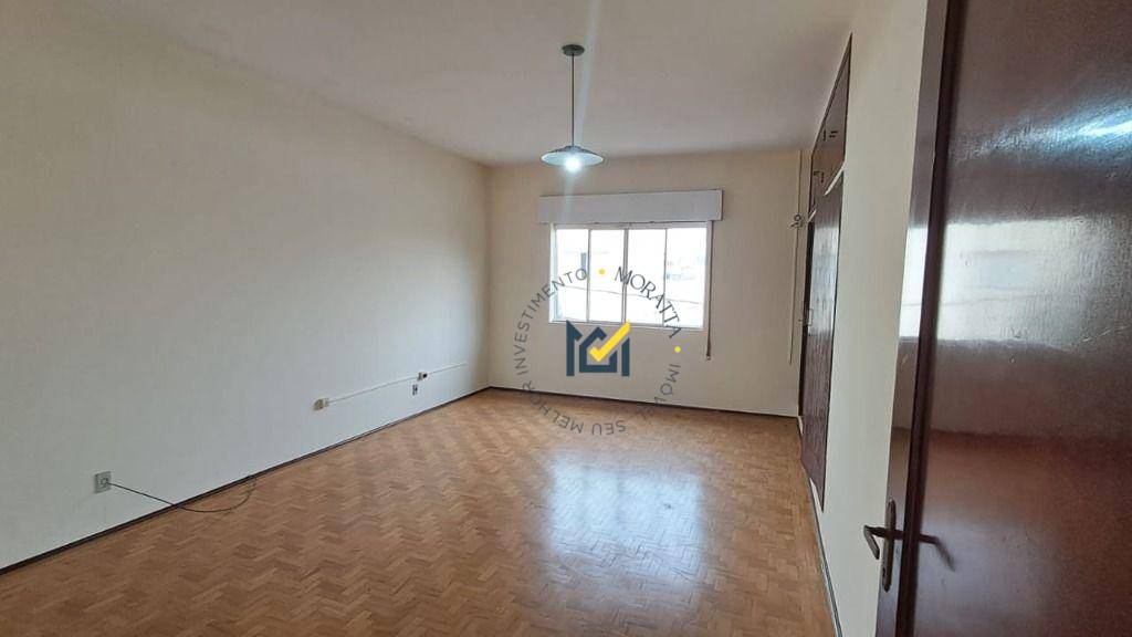 Casa para alugar com 3 quartos, 450m² - Foto 5