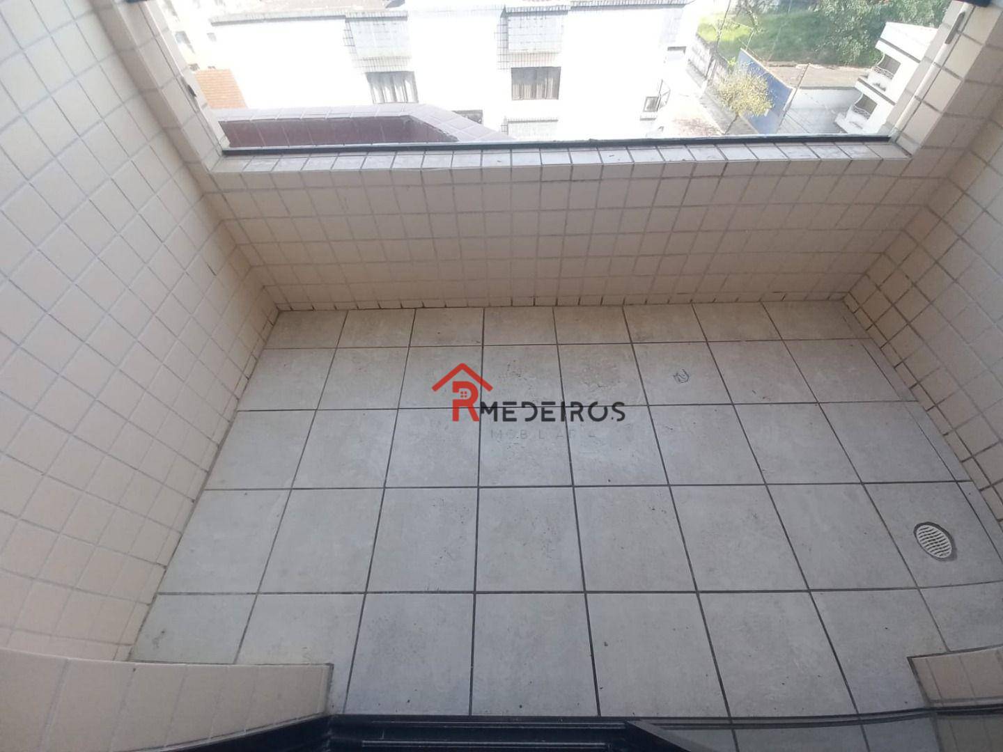 Apartamento à venda com 2 quartos, 75m² - Foto 5