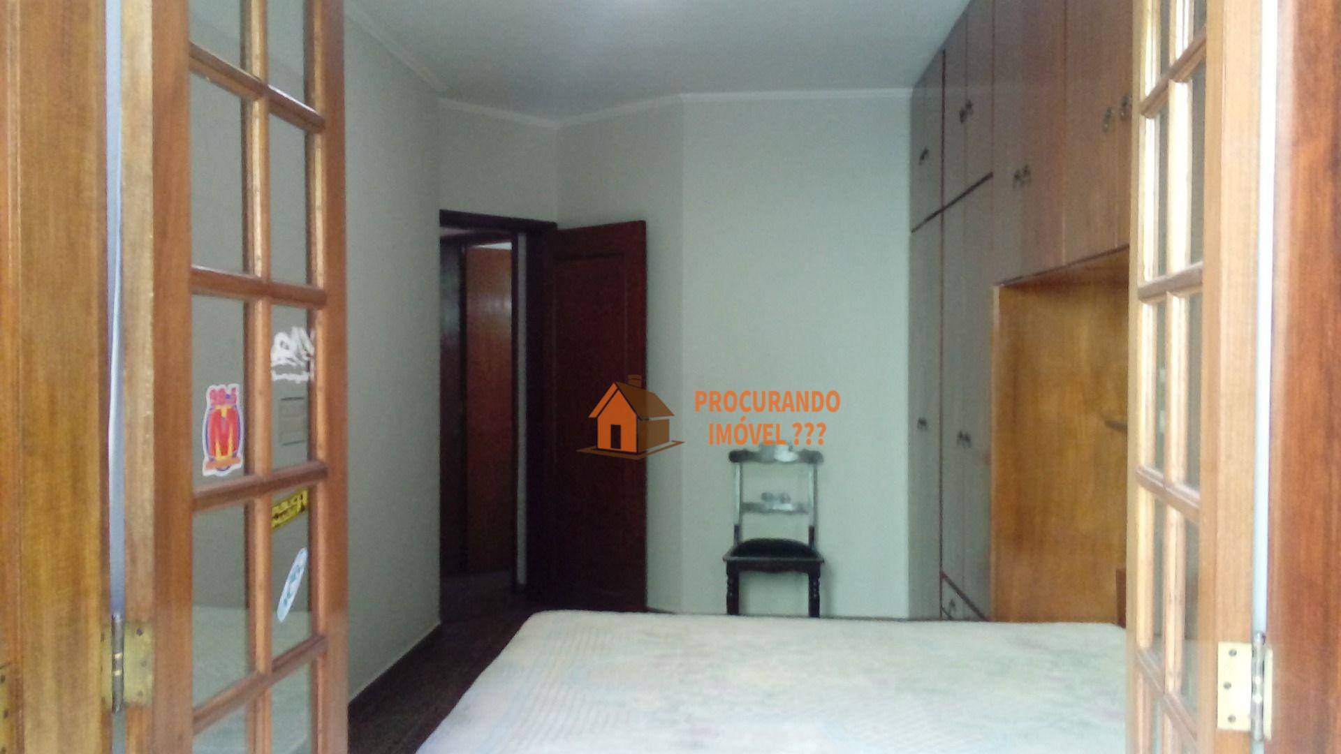 Casa à venda com 3 quartos, 220m² - Foto 11