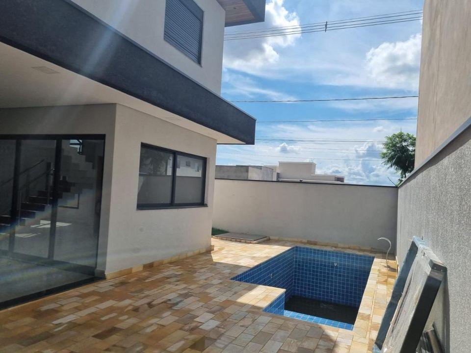 Casa de Condomínio à venda com 4 quartos, 252m² - Foto 13