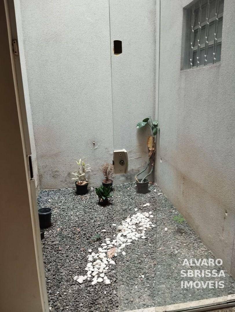 Casa à venda com 3 quartos, 155m² - Foto 3