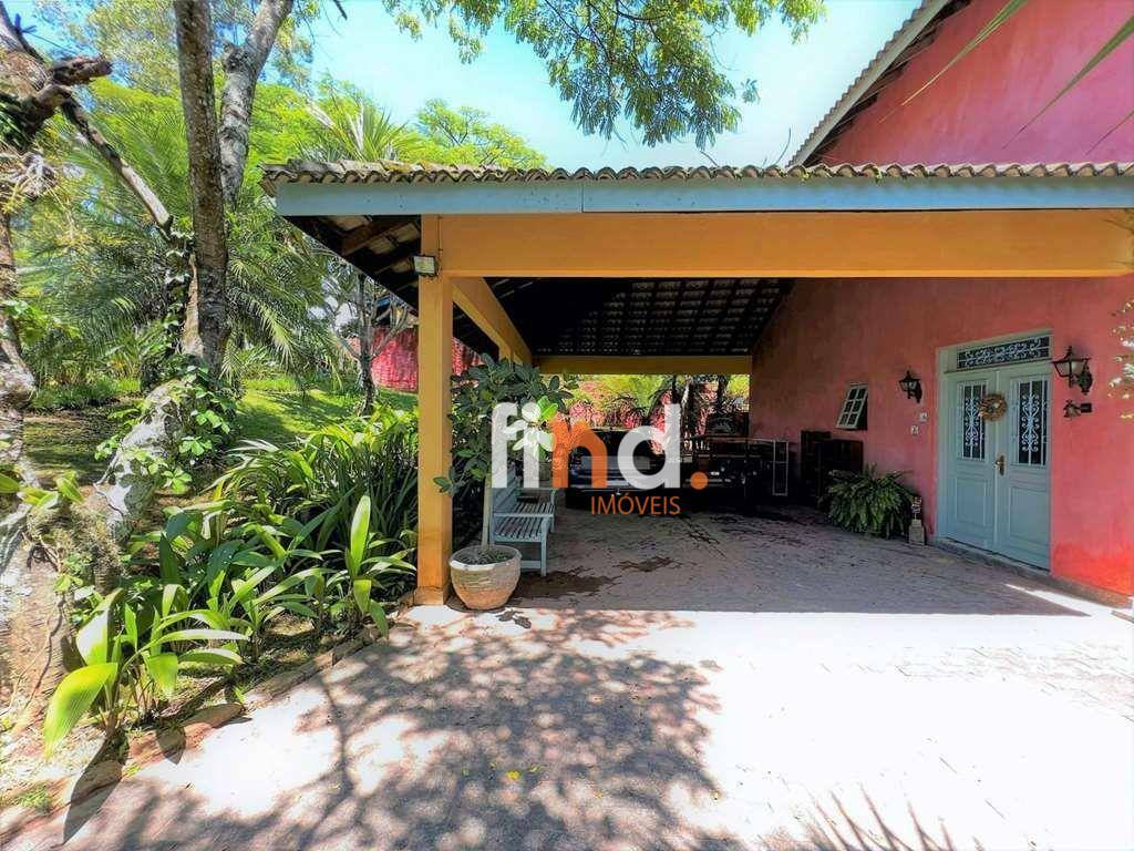 Casa de Condomínio à venda com 5 quartos, 459m² - Foto 3