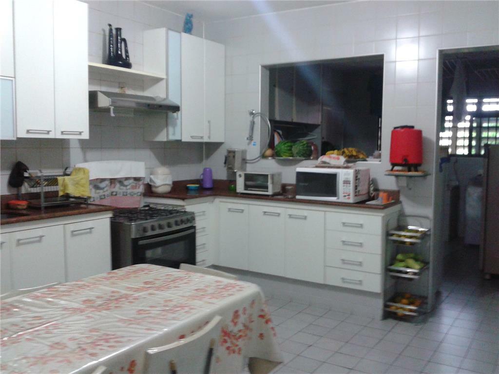 Apartamento à venda com 3 quartos, 217m² - Foto 30