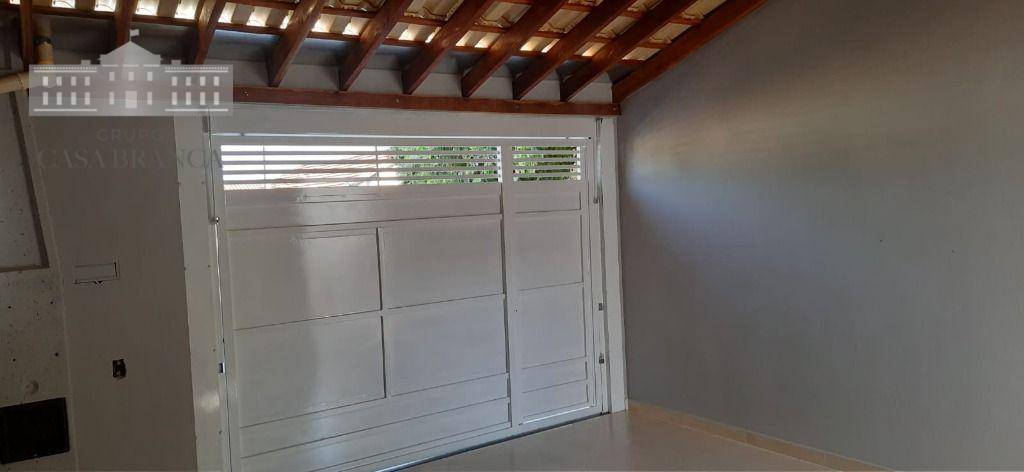 Casa à venda com 2 quartos, 90m² - Foto 5