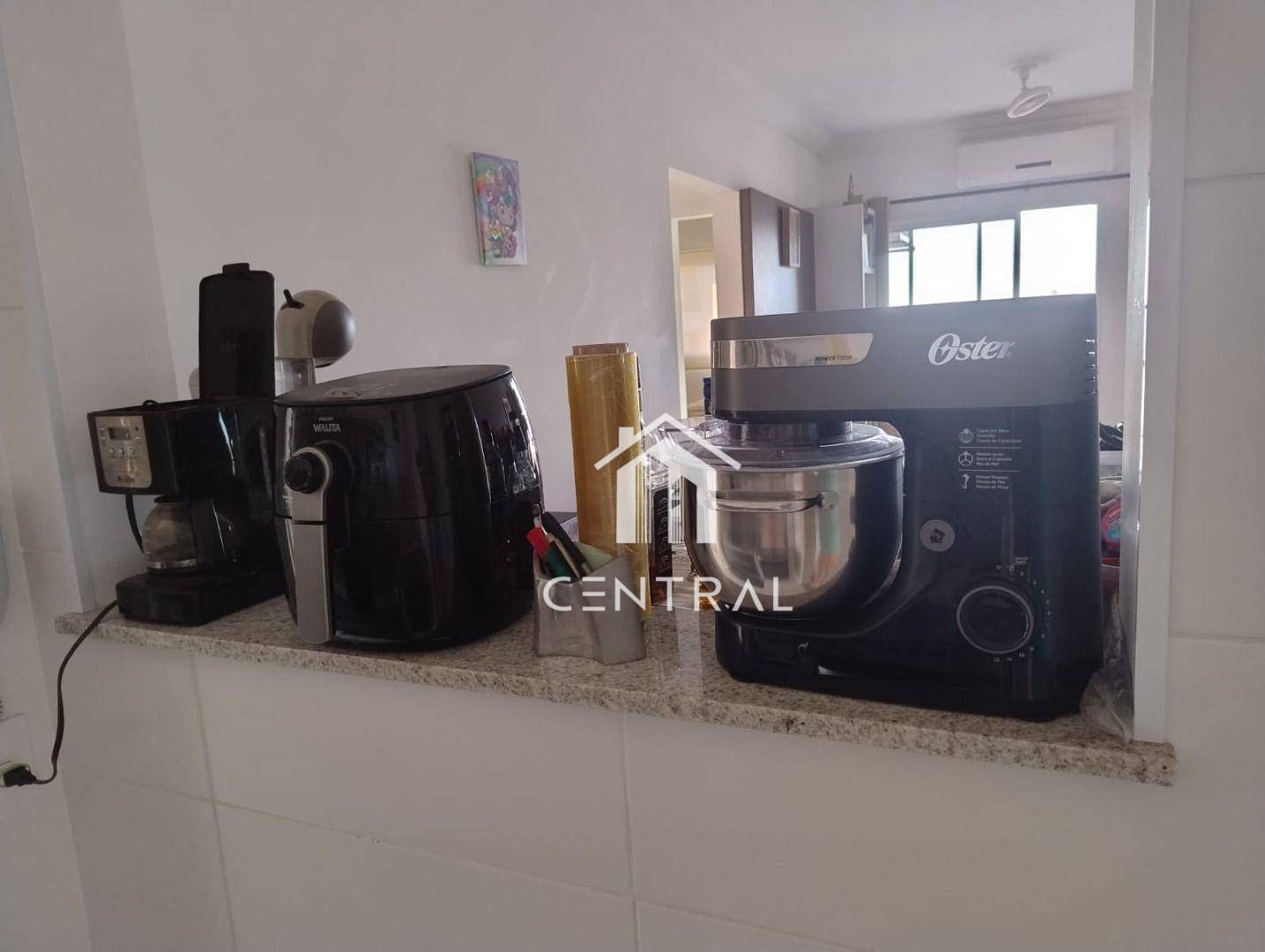 Apartamento à venda com 2 quartos, 64m² - Foto 20