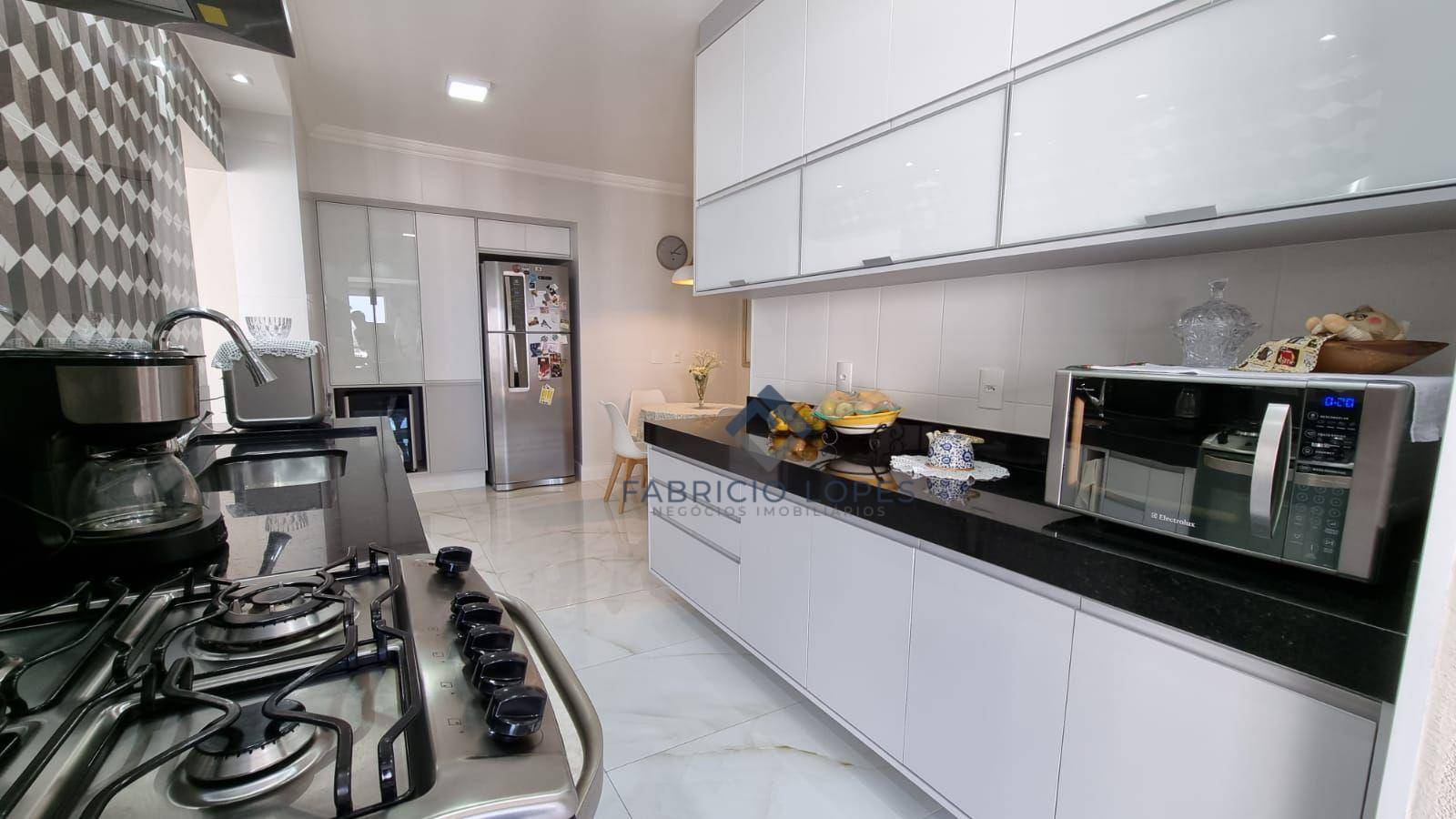 Apartamento à venda com 3 quartos, 154m² - Foto 5