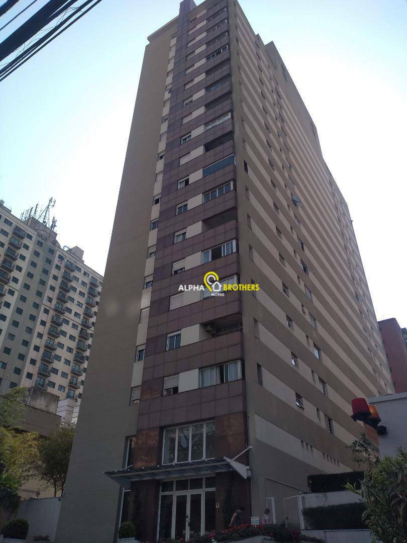 Apartamento para alugar com 2 quartos, 68m² - Foto 12