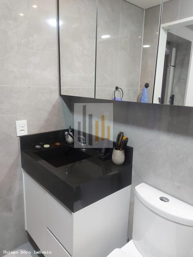 Apartamento à venda com 2 quartos, 63m² - Foto 19