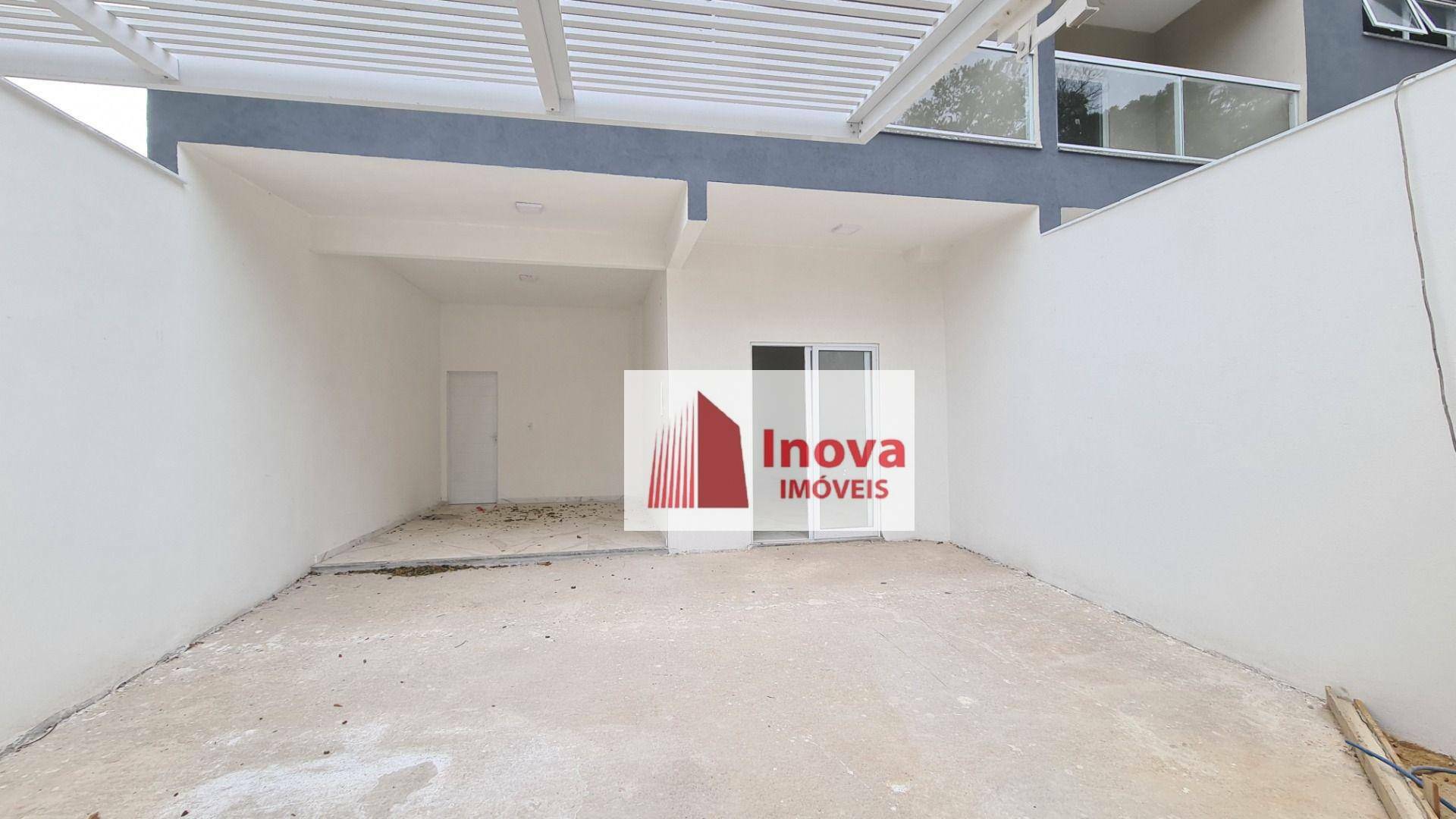 Casa à venda com 3 quartos, 160m² - Foto 2