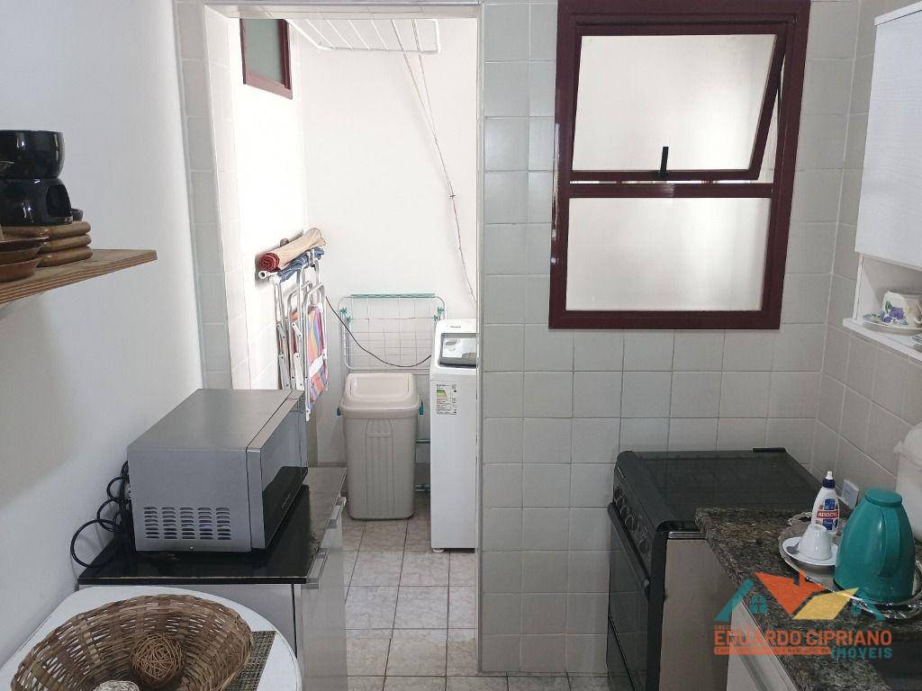 Apartamento para alugar com 2 quartos, 70m² - Foto 15