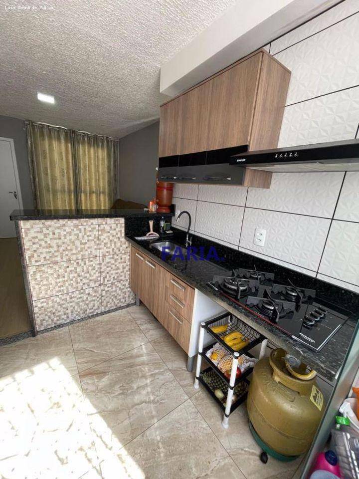 Apartamento à venda com 2 quartos, 42m² - Foto 13