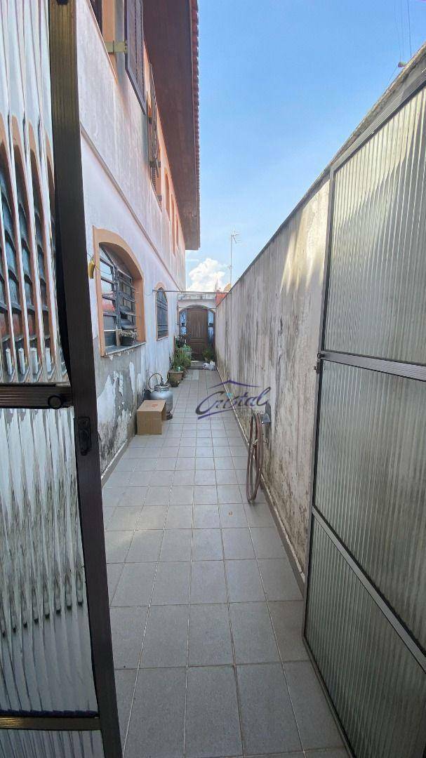 Casa à venda com 3 quartos, 150m² - Foto 22