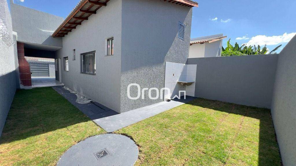 Casa à venda com 2 quartos, 83m² - Foto 2