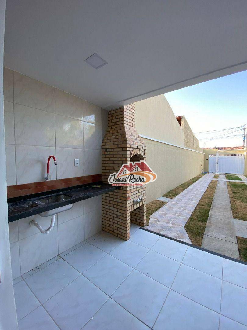 Casa à venda com 3 quartos, 103m² - Foto 14