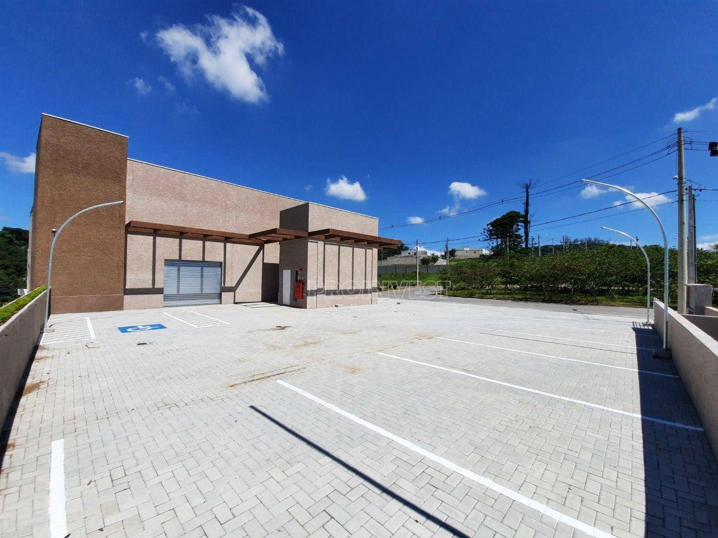 Loja-Salão para alugar, 591m² - Foto 2