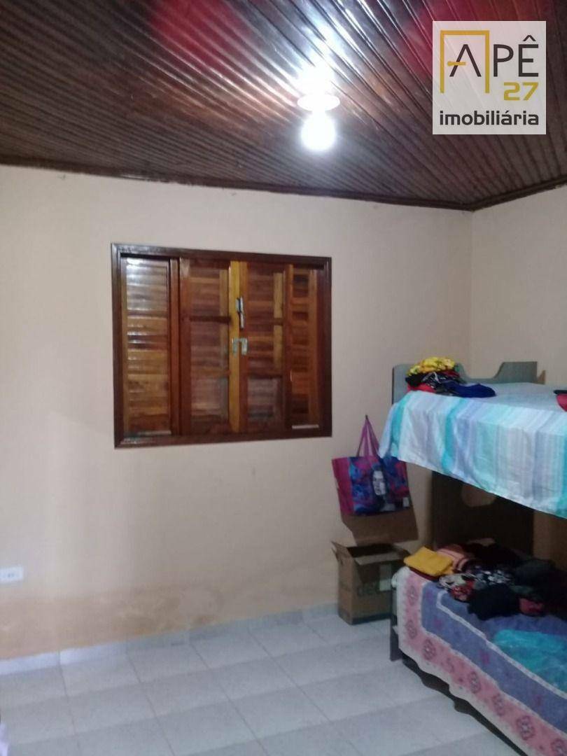 Casa à venda com 3 quartos, 190m² - Foto 4