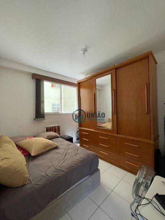 Apartamento à venda com 3 quartos, 75m² - Foto 8