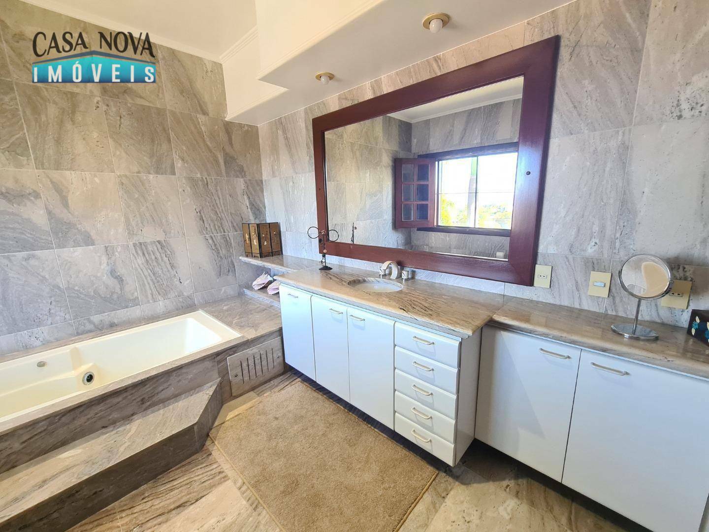 Casa de Condomínio à venda com 4 quartos, 650m² - Foto 25