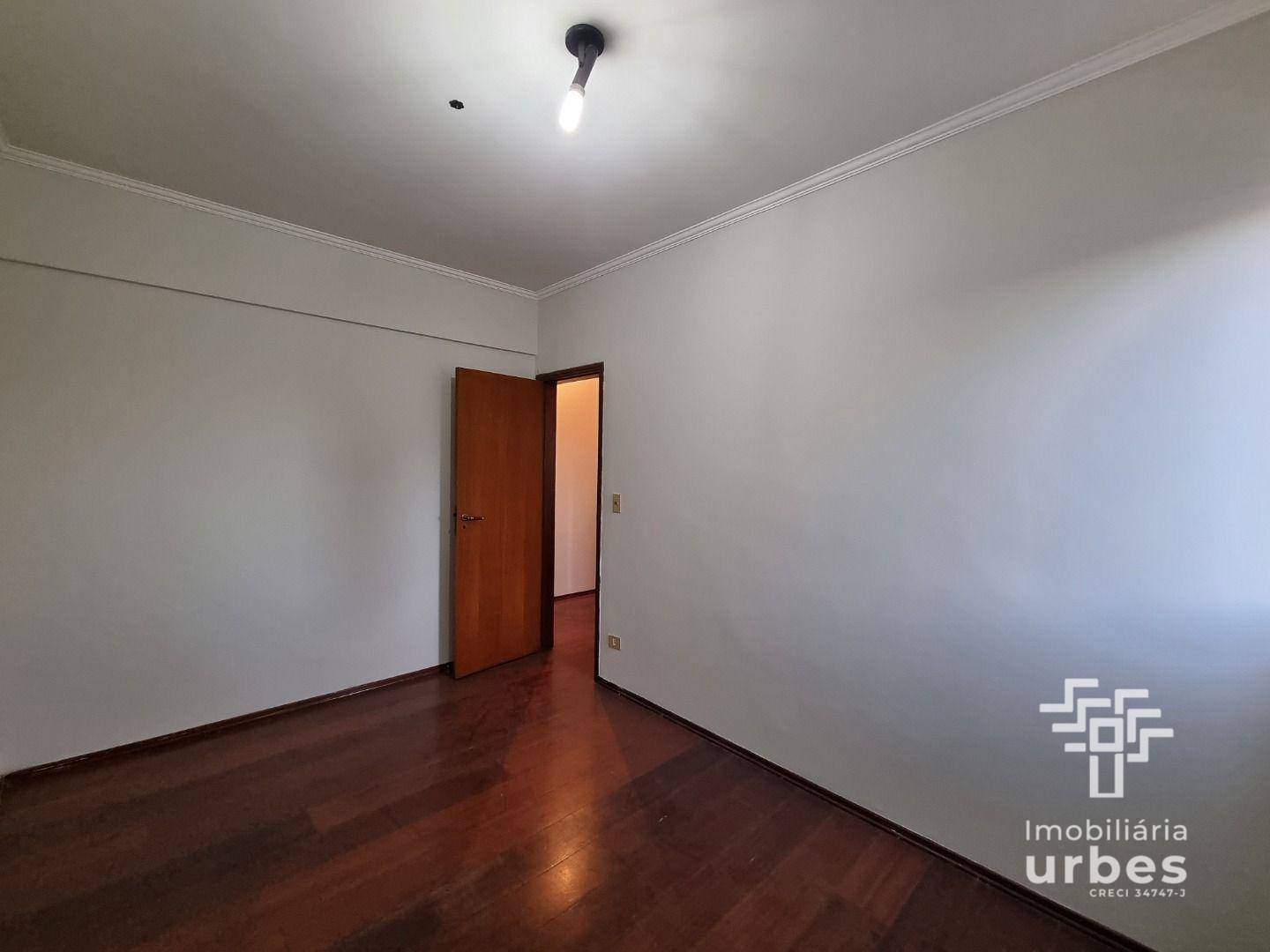 Apartamento à venda com 3 quartos, 115m² - Foto 13