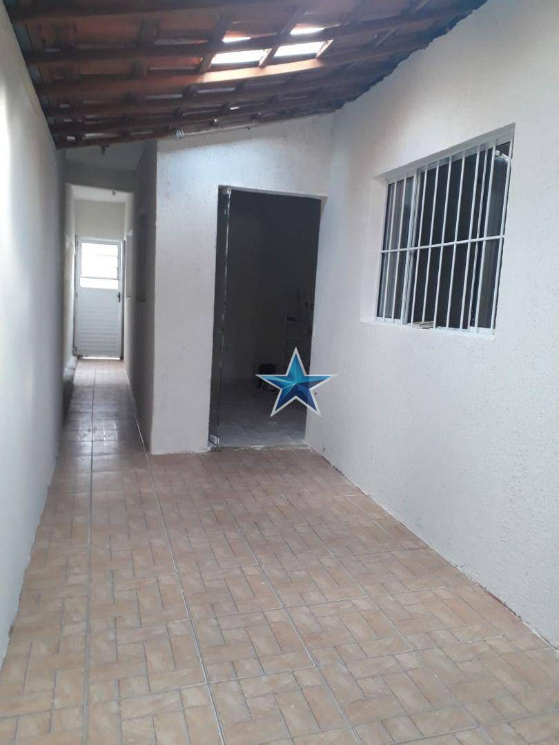 Sobrado à venda com 2 quartos, 112m² - Foto 3