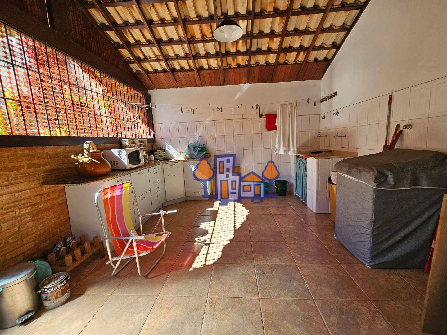 Casa de Condomínio à venda com 4 quartos, 315m² - Foto 27