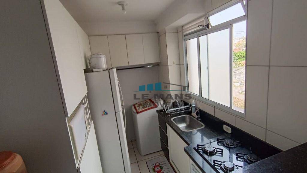 Apartamento à venda com 2 quartos, 45m² - Foto 3