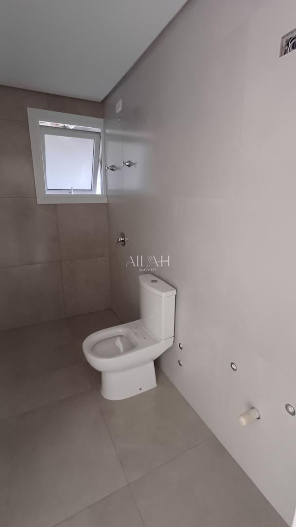 Apartamento à venda com 3 quartos, 123m² - Foto 5