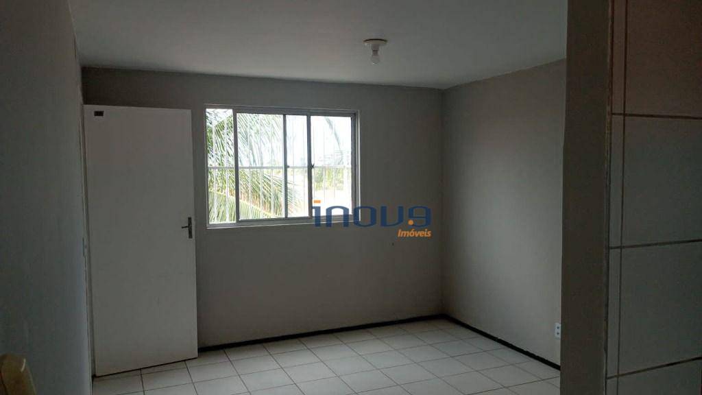 Apartamento à venda com 2 quartos, 44m² - Foto 2