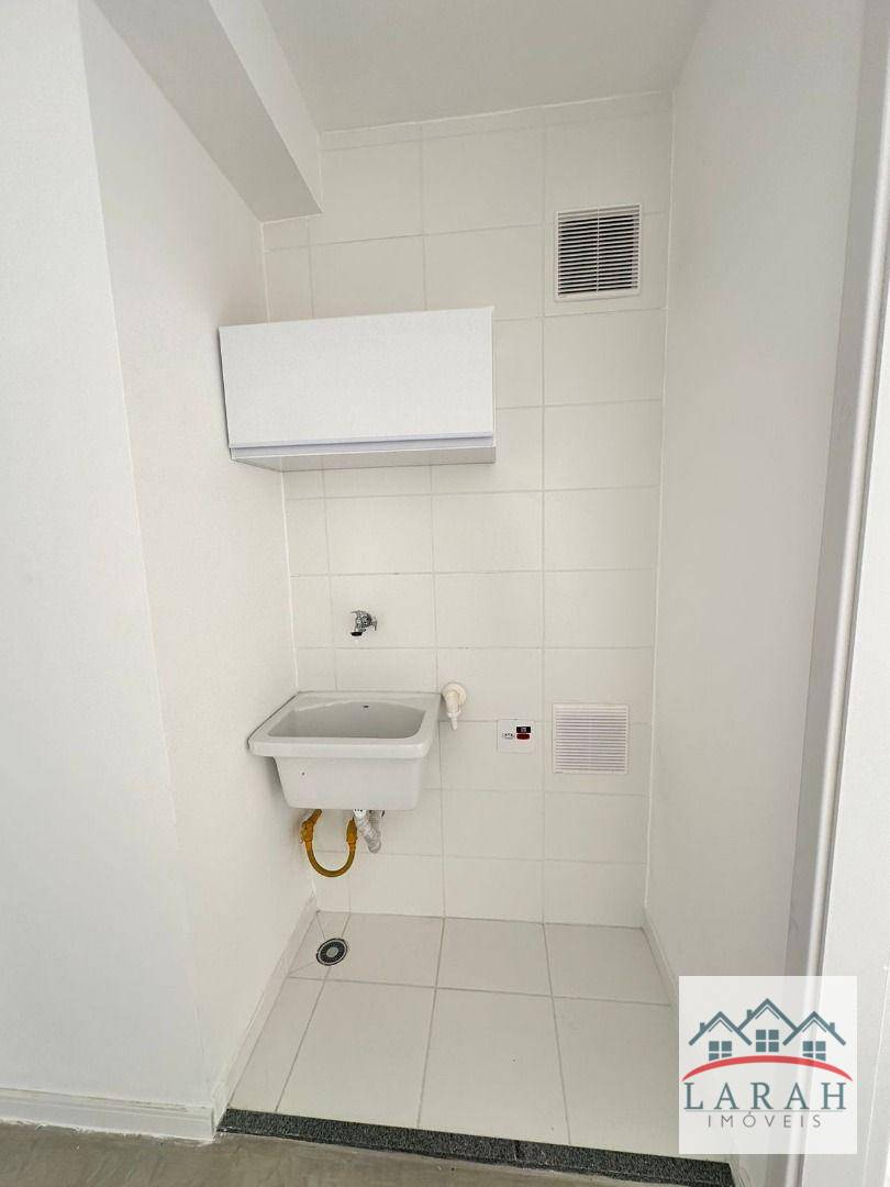 Apartamento para alugar com 2 quartos, 33m² - Foto 4