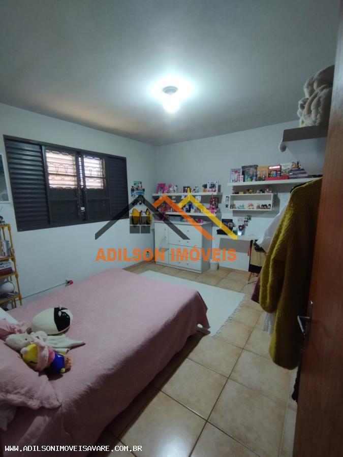 Casa à venda com 2 quartos, 300m² - Foto 4