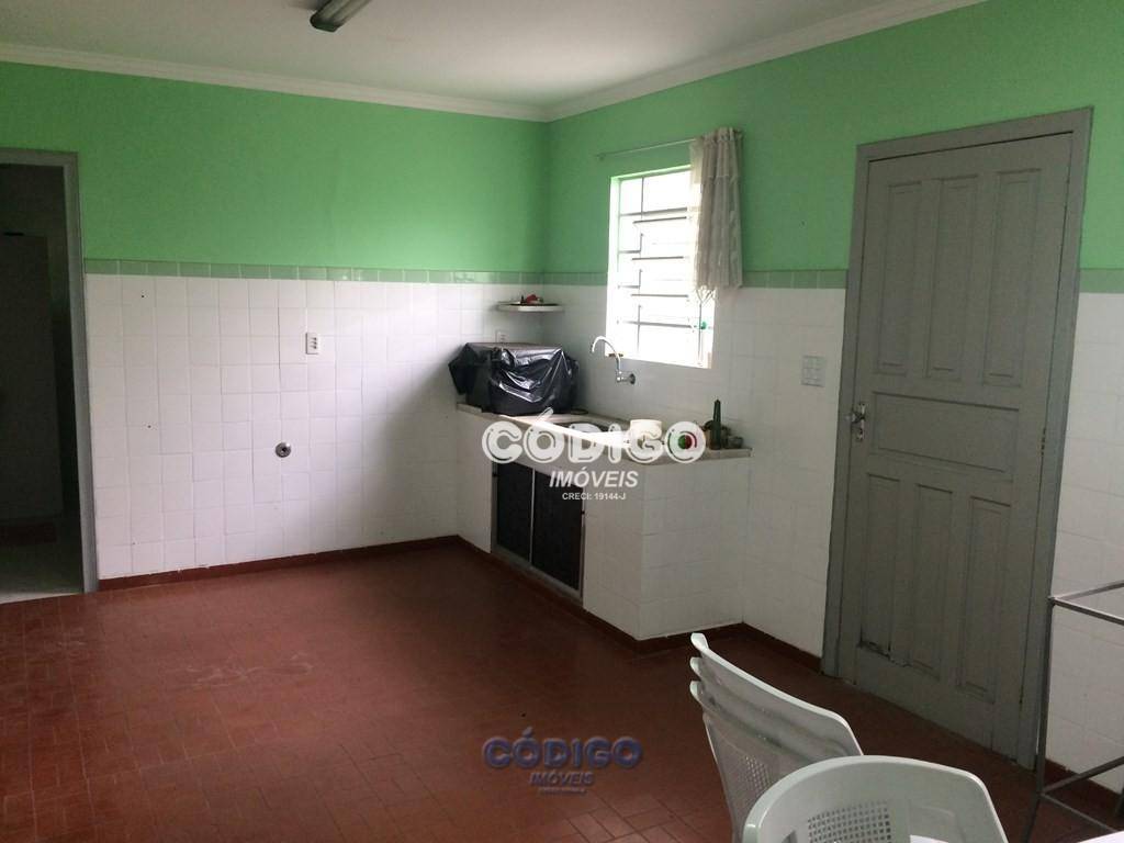 Sobrado à venda com 3 quartos, 300m² - Foto 23