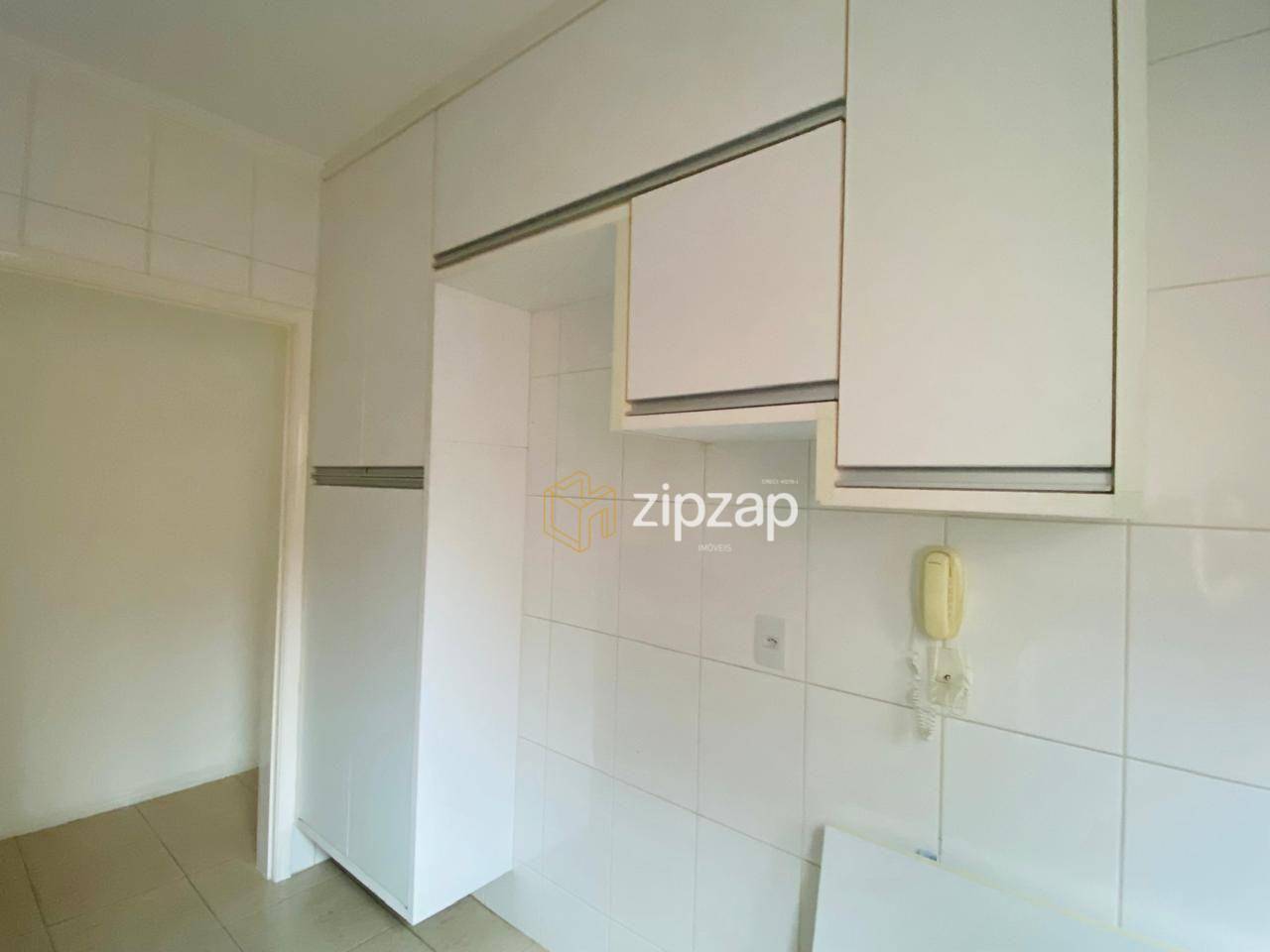 Apartamento para alugar com 3 quartos, 80m² - Foto 14