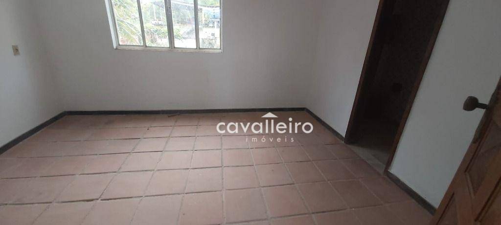 Casa à venda com 6 quartos, 90m² - Foto 7