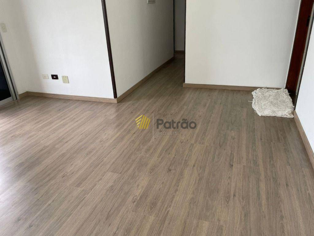 Apartamento à venda e aluguel com 3 quartos, 80m² - Foto 5