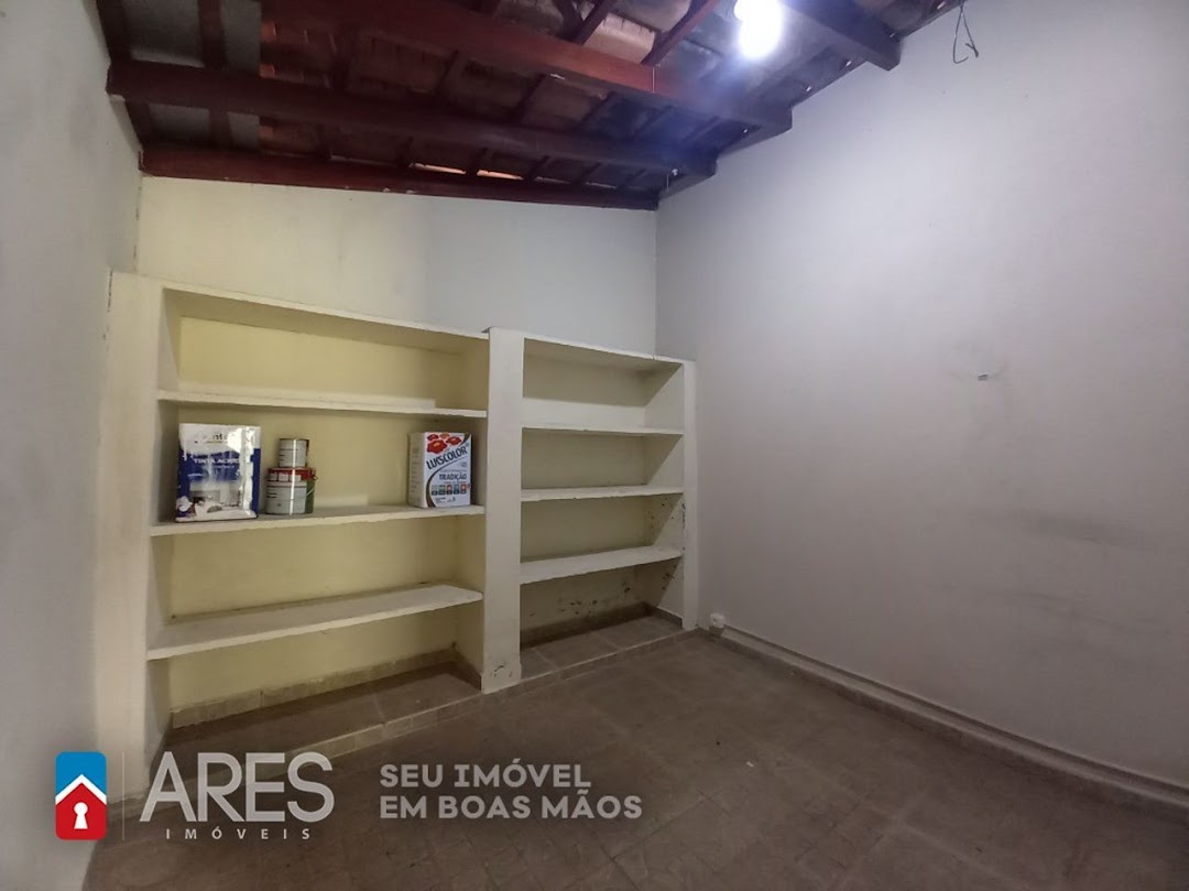 Casa para alugar com 3 quartos, 201m² - Foto 14