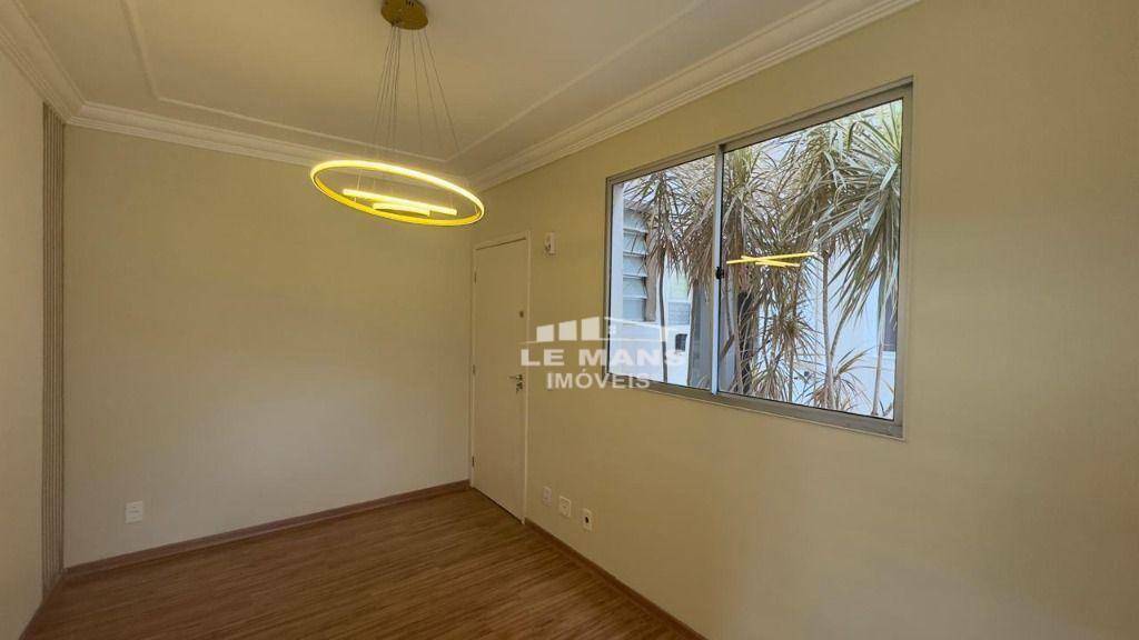 Apartamento à venda com 2 quartos, 47m² - Foto 4