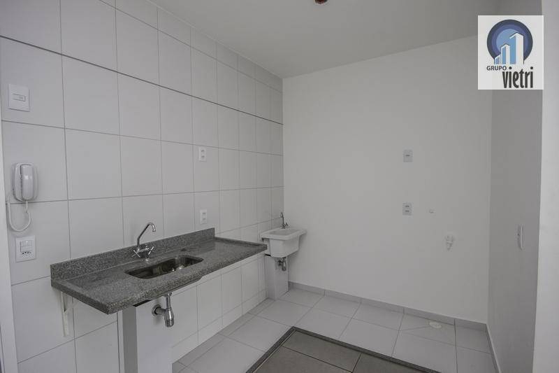 Apartamento à venda com 1 quarto, 33m² - Foto 2