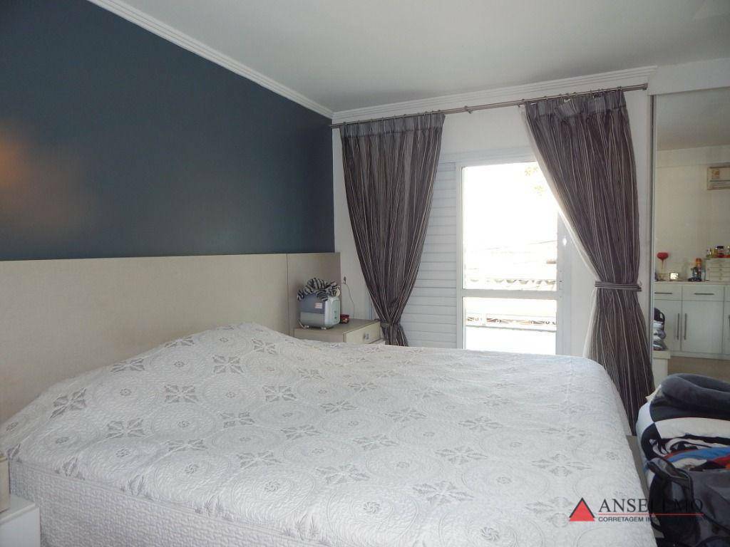 Sobrado à venda e aluguel com 3 quartos, 209m² - Foto 19