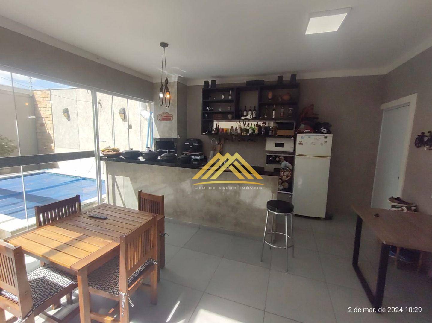 Sobrado à venda com 3 quartos, 185m² - Foto 3