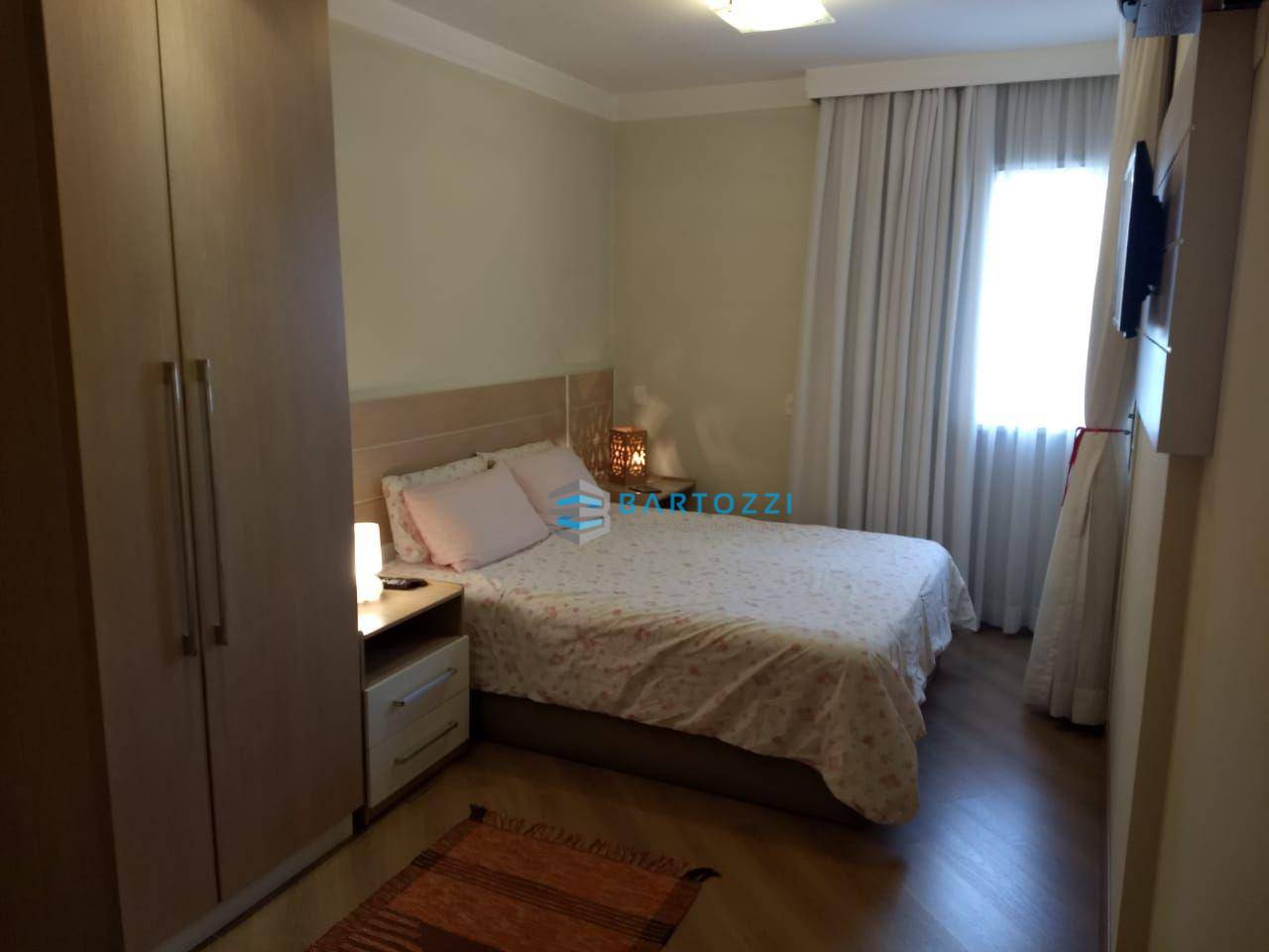 Apartamento à venda com 3 quartos, 150m² - Foto 10