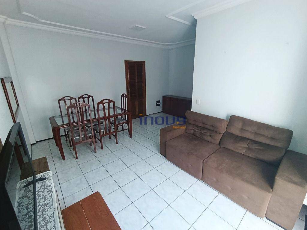 Apartamento para alugar com 3 quartos, 116m² - Foto 2