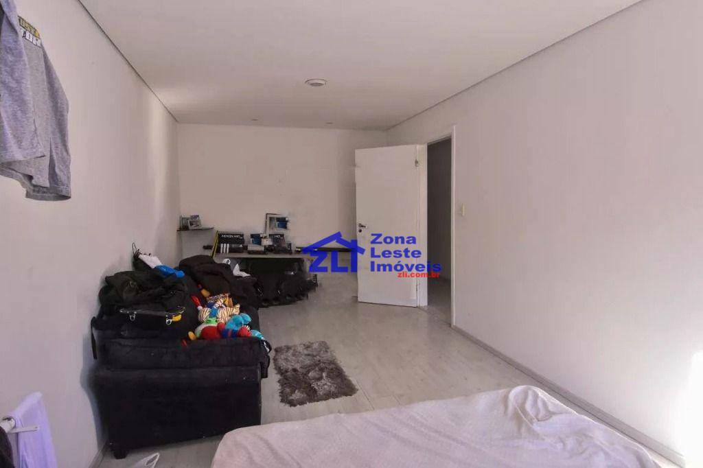 Sobrado à venda com 3 quartos, 264m² - Foto 22