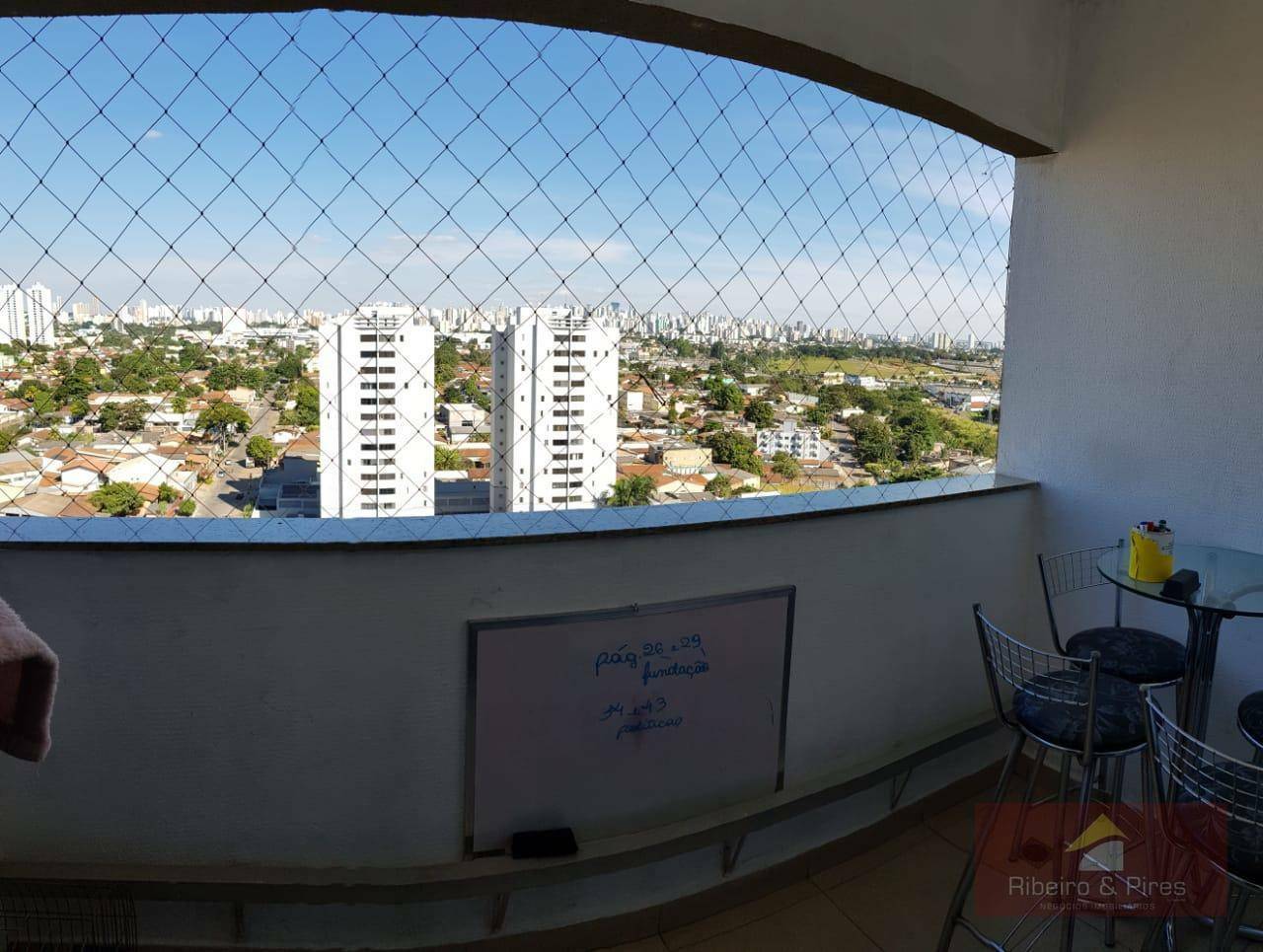 Apartamento à venda com 3 quartos, 74m² - Foto 4