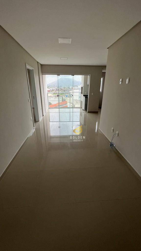 Apartamento à venda com 3 quartos, 98m² - Foto 11