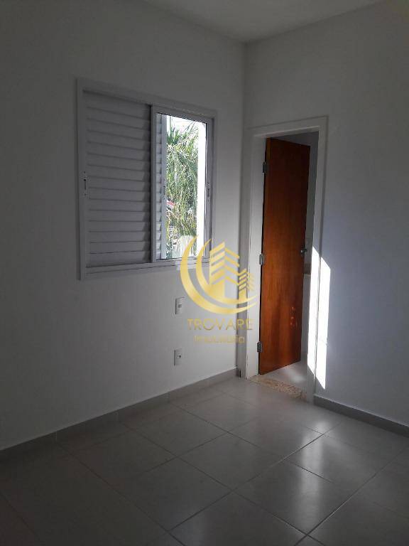 Apartamento à venda com 2 quartos, 65m² - Foto 3