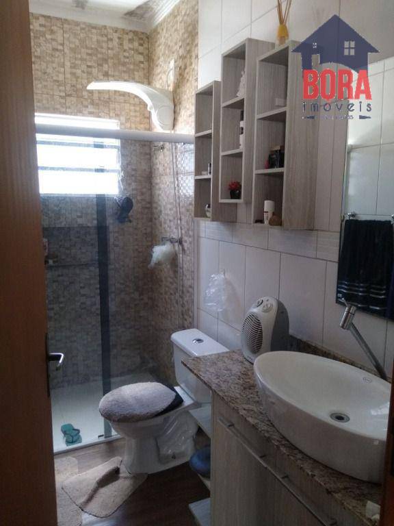 Casa à venda com 3 quartos, 200m² - Foto 37